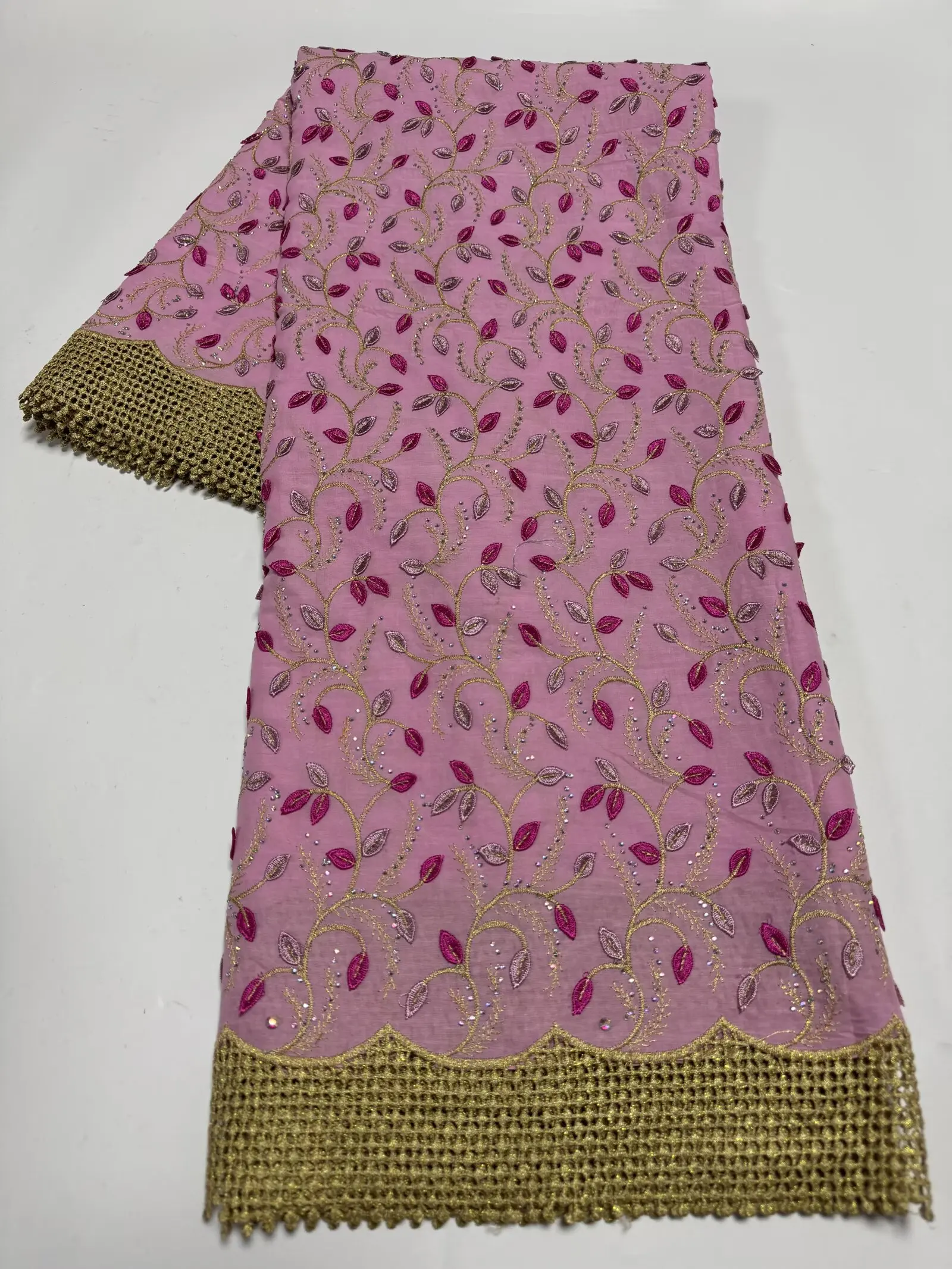 Swiss Lace Fabric High End Nigerian Latest African France 2025 Hot Sale Cotton With Stones for Bride Wedding Party Sew Dresses
Swiss Lace Fabric High End Nigerian Latest African France 2025 Hot Sale Cotton With Stones for Bride Wedding Party Sew Dresses