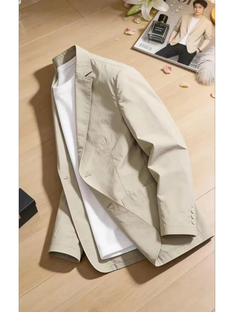 Outdoor Ice Silk Quick Dry Thin Sun Protection Suit Jacket Men's Summer Business Commute Waist Cinched Tuxedo Fashionable Urb...
Outdoor Ice Silk Quick Dry Thin Sun Protection Suit Jacket Men's Summer Business Commute Waist Cinched Tuxedo Fashionable Urb...
