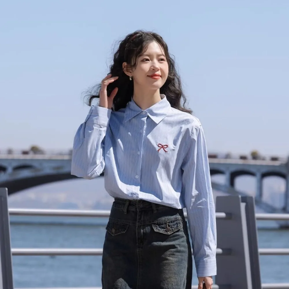 Fashion Y2K Striped Button Up Shirts Preppy Style Loose Bowknot Blouse Women All Match Streetwear Long Sleeve Blouse Female
Fashion Y2K Striped Button Up Shirts Preppy Style Loose Bowknot Blouse Women All Match Streetwear Long Sleeve Blouse Female