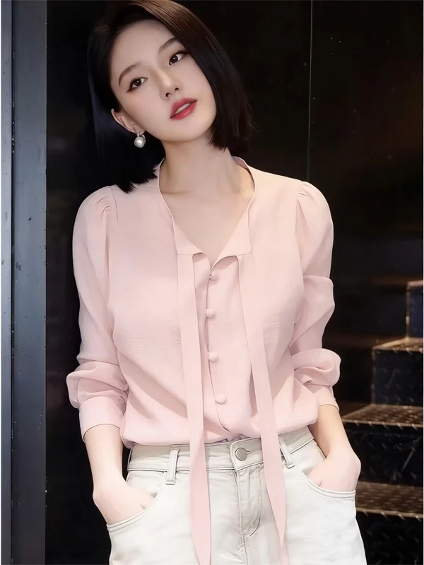 Spring 2026 Luxury Pink Women's Shirt Unique Beautiful Age-Defying Loose Fit Long Sleeve Breathable Skin-Friendly Casual Top
Spring 2026 Luxury Pink Women's Shirt Unique Beautiful Age-Defying Loose Fit Long Sleeve Breathable Skin-Friendly Casual Top
