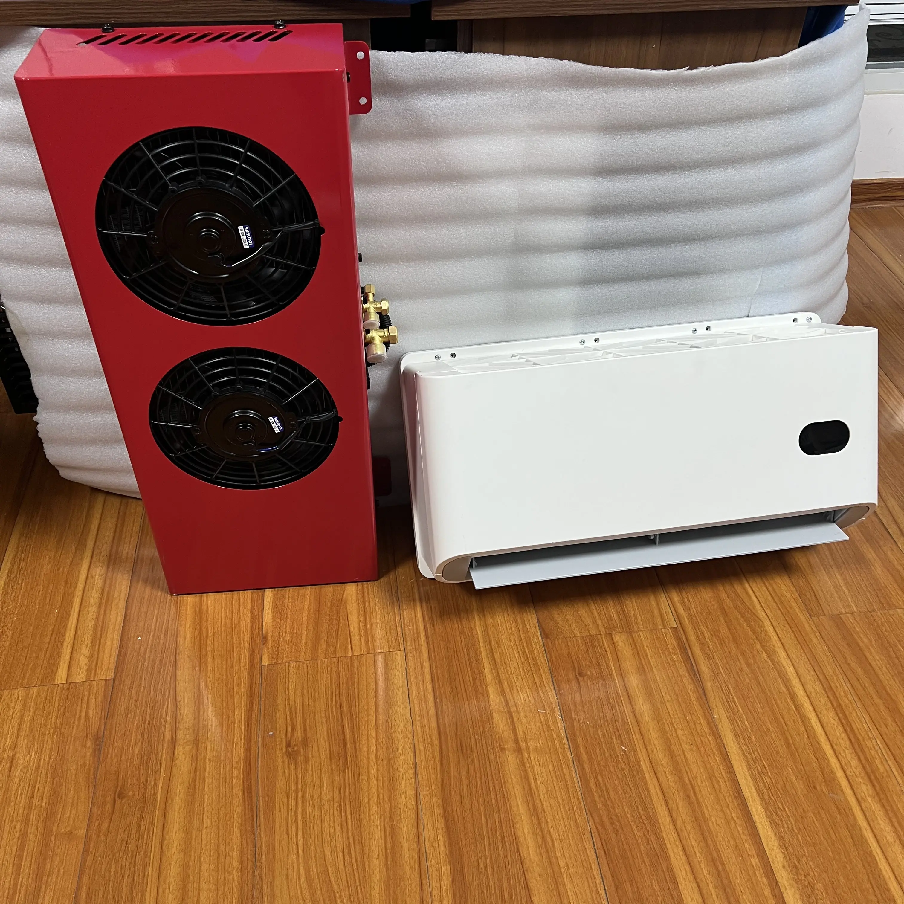 12v 24v Dc caravan Dual Fan Truck Vertical Backpack Parking Air Conditioner
12v 24v Dc caravan Dual Fan Truck Vertical Backpack Parking Air Conditioner