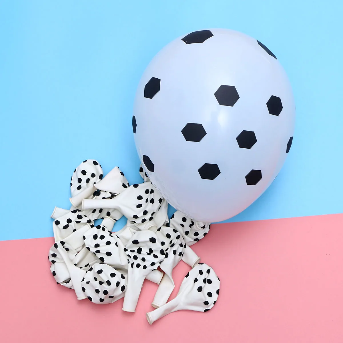 100pcs 12Inch Football Pattern Soccer Rubber Party Balloons Wedding Birthday Decoration Reusable Latex Balloons
100pcs 12Inch Football Pattern Soccer Rubber Party Balloons Wedding Birthday Decoration Reusable Latex Balloons
