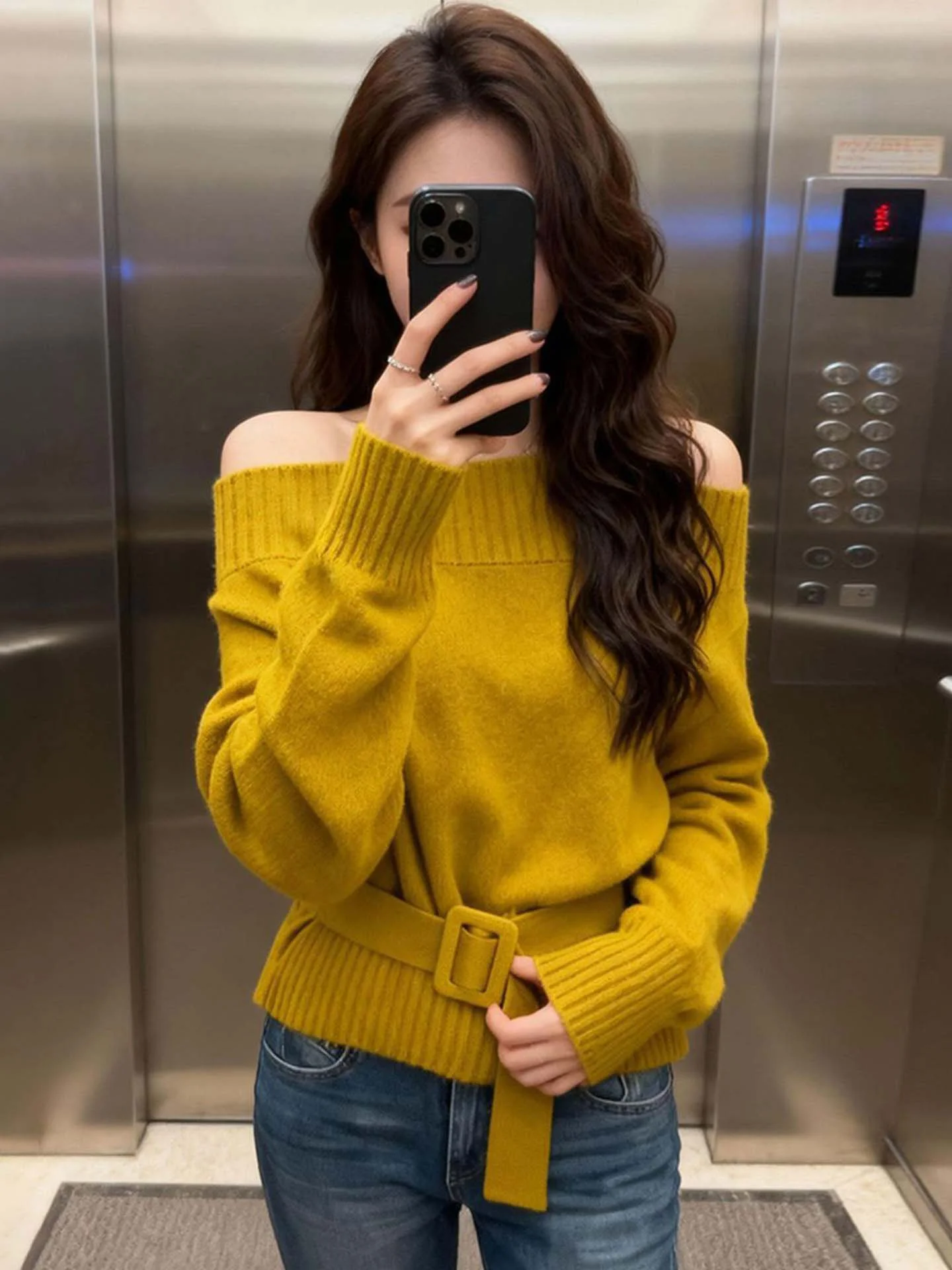 Dopne Gentle Wind One-oulder Sweater Women's Design Sense Small Belted Waist Slim Long Sve Knitted Top Sexy Loose Fit
Dopne Gentle Wind One-oulder Sweater Women's Design Sense Small Belted Waist Slim Long Sve Knitted Top Sexy Loose Fit