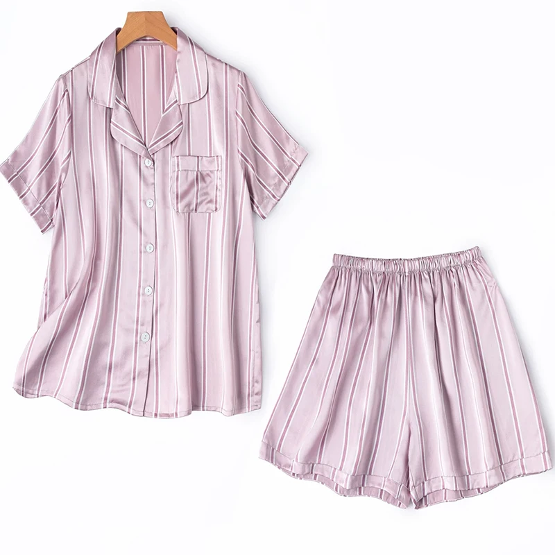 100% Mulberry Silk 21 momme Charmeuse Silk Pink Stripes Printed Short-sleeve Top With Shorts Sleepwear Set Pajama Set M1675
100% Mulberry Silk 21 momme Charmeuse Silk Pink Stripes Printed Short-sleeve Top With Shorts Sleepwear Set Pajama Set M1675