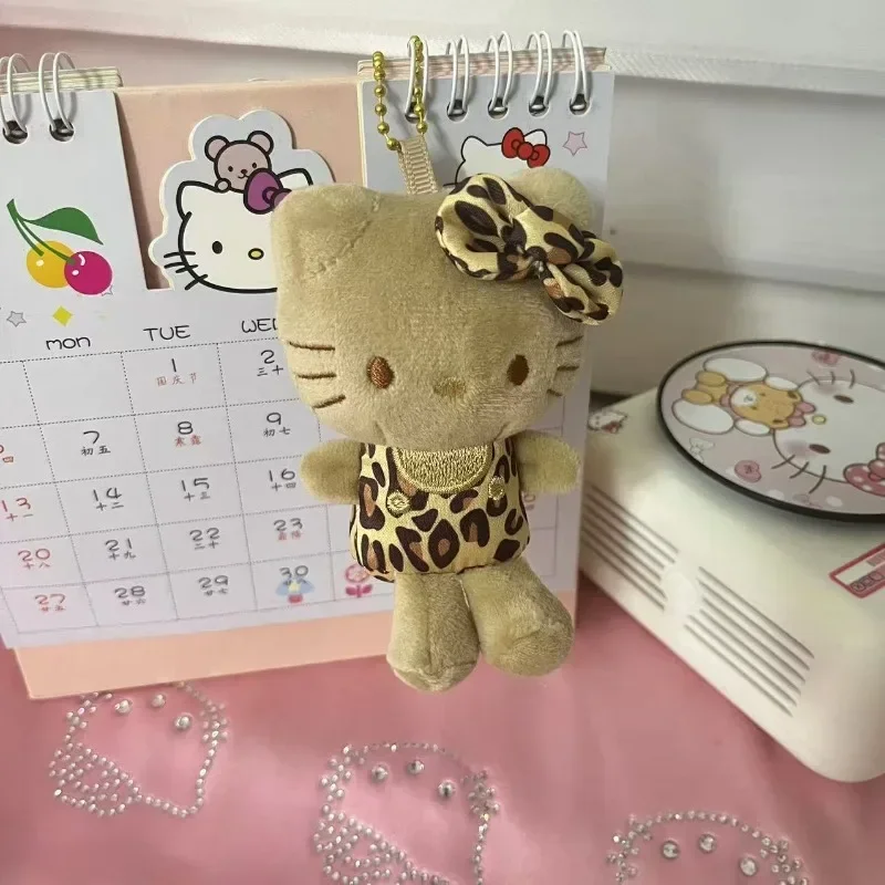 Christmas leopard print Hello kitty kawaii bag pendant plush toy cute girl trinket doll sanrio kitty keychain pendant
Christmas leopard print Hello kitty kawaii bag pendant plush toy cute girl trinket doll sanrio kitty keychain pendant