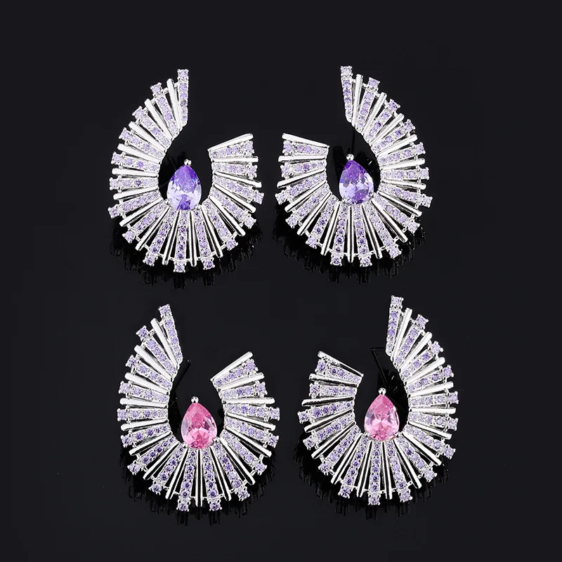 European and American Style Heavy Luxury Purple Zircon Geometric Earrings 2023 Elegant Earrings Exaggerated Rhinestone Stage Ear
European and American Style Heavy Luxury Purple Zircon Geometric Earrings 2023 Elegant Earrings Exaggerated Rhinestone Stage Ear