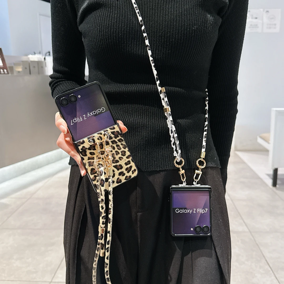 Luxury Crossbody Leopard Print Case for Samsung Galaxy ZFlip7 flip5 Flip6 Phone Cover Samsung Z Flip4 Z Flip 5 Z Flip 6 Z Flip 7
Luxury Crossbody Leopard Print Case for Samsung Galaxy ZFlip7 flip5 Flip6 Phone Cover Samsung Z Flip4 Z Flip 5 Z Flip 6 Z Flip 7