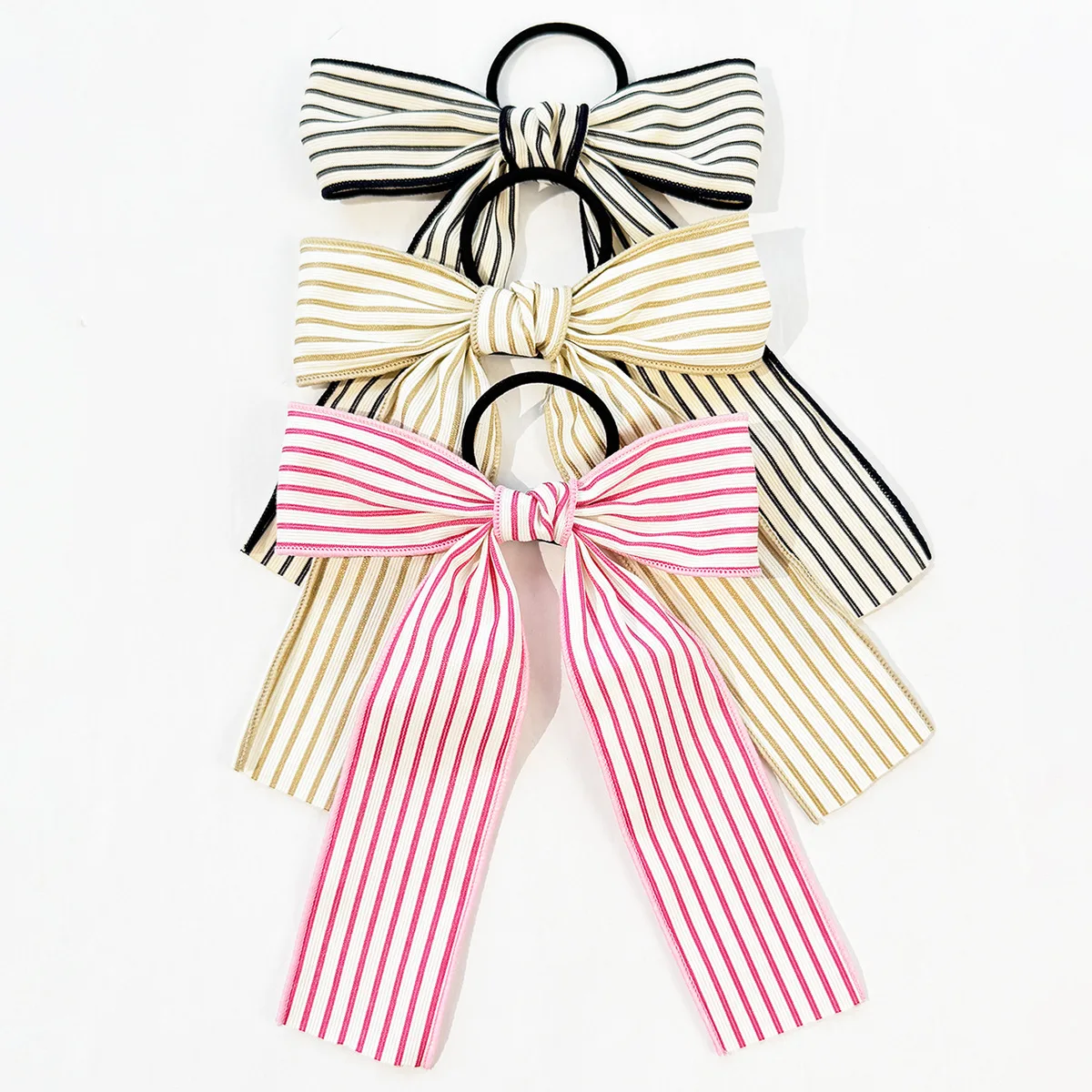 Premium Fabric Striped Bow Hair Tie Vintage Elegant Soft Comfortable Hair Ring for Women Daily Work Party Gift Hair Accessories
Premium Fabric Striped Bow Hair Tie Vintage Elegant Soft Comfortable Hair Ring for Women Daily Work Party Gift Hair Accessories