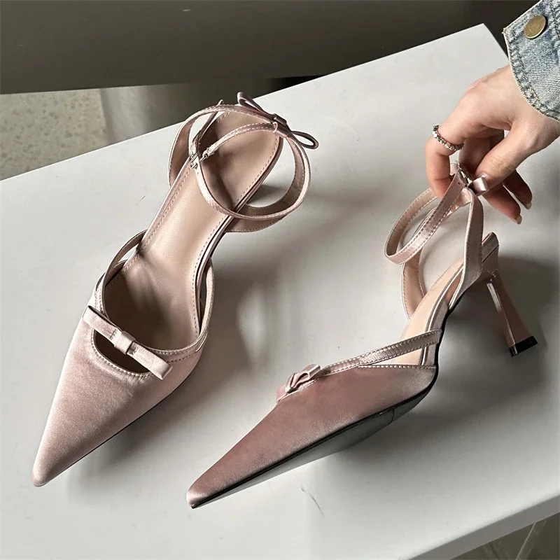 2026 New Design Women's Ankle Buckle Strappy Sandals - Low Heel Pointed Toe Flat Slippers
2026 New Design Women's Ankle Buckle Strappy Sandals - Low Heel Pointed Toe Flat Slippers