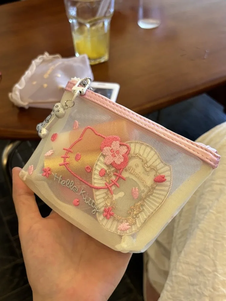 Sanrio Mini Hello Kitty Makeup Bag for Women Girl Kawaii Portable Handbag Lightweight Cosmetic Bag
Sanrio Mini Hello Kitty Makeup Bag for Women Girl Kawaii Portable Handbag Lightweight Cosmetic Bag