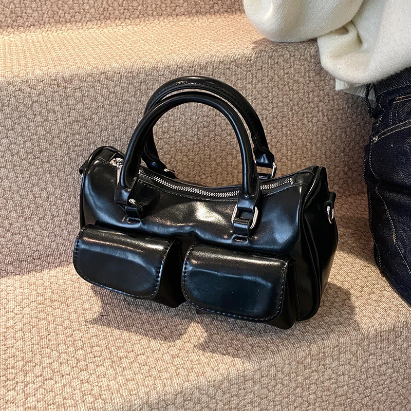 Retro Handbag Bowling Bag 2024 New Autumn/Winter Korean Pillow Bag Versatile PU Leather Shoulder Crossbody Commuter Bag Lady
Retro Handbag Bowling Bag 2024 New Autumn/Winter Korean Pillow Bag Versatile PU Leather Shoulder Crossbody Commuter Bag Lady
