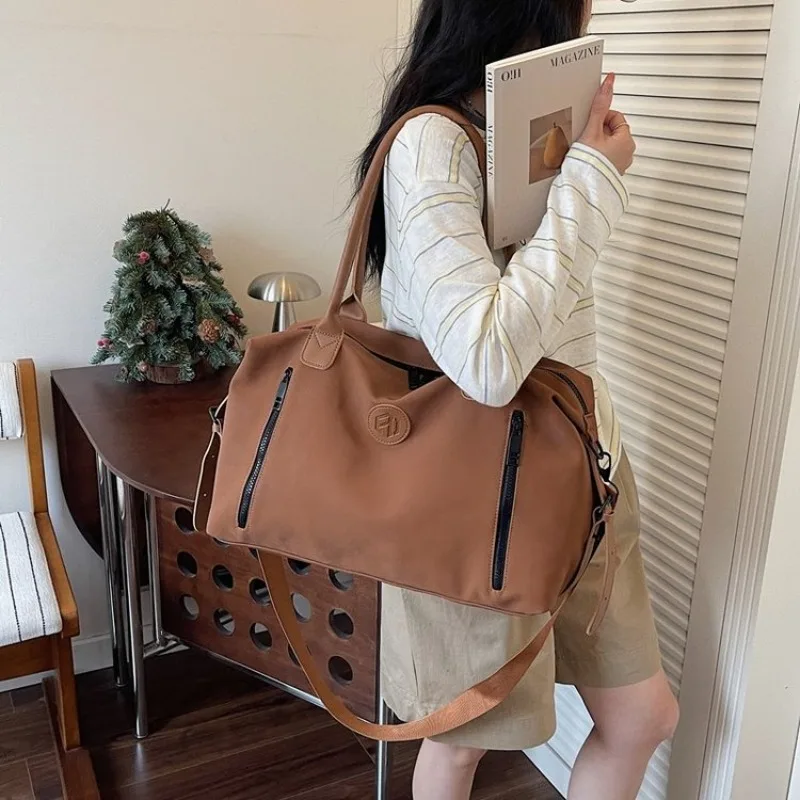 Women's Vintage Faux Leather Duffle Bag with Multiple Pockets, Casual Style for Travel, Gym, and Weekend Getaways Womens Bag
Women's Vintage Faux Leather Duffle Bag with Multiple Pockets, Casual Style for Travel, Gym, and Weekend Getaways Womens Bag