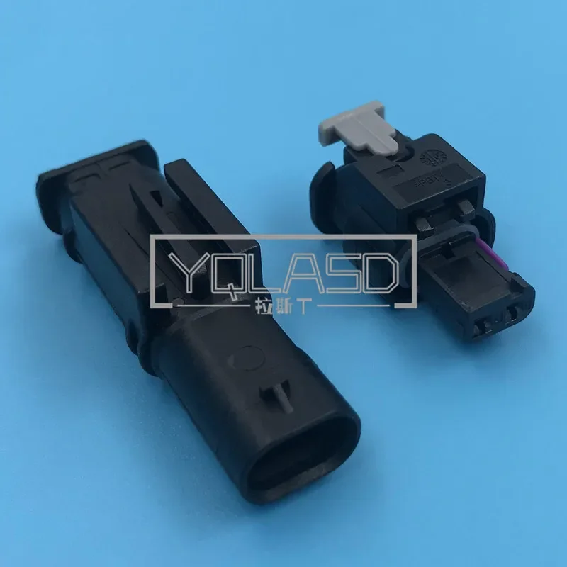 1 Set 2 Way 4F0973702 1-1718643-1 0-2112986-1 Fuel Injector Socket Collision Sensor Plug AC Assembly For VW Audi
1 Set 2 Way 4F0973702 1-1718643-1 0-2112986-1 Fuel Injector Socket Collision Sensor Plug AC Assembly For VW Audi