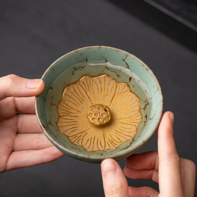 Ceramic Tea Cup Gongfu Tea Cup Personal Celadon Glaze Teacup Chinese Kung Fu Tea Set Ceramic Tea Mug for Home Living Room Decor
Ceramic Tea Cup Gongfu Tea Cup Personal Celadon Glaze Teacup Chinese Kung Fu Tea Set Ceramic Tea Mug for Home Living Room Decor