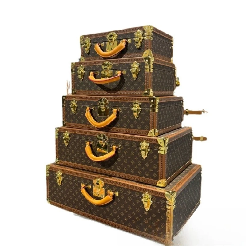 Coffee table suitcase living room window decoration tower case suitcase
Coffee table suitcase living room window decoration tower case suitcase