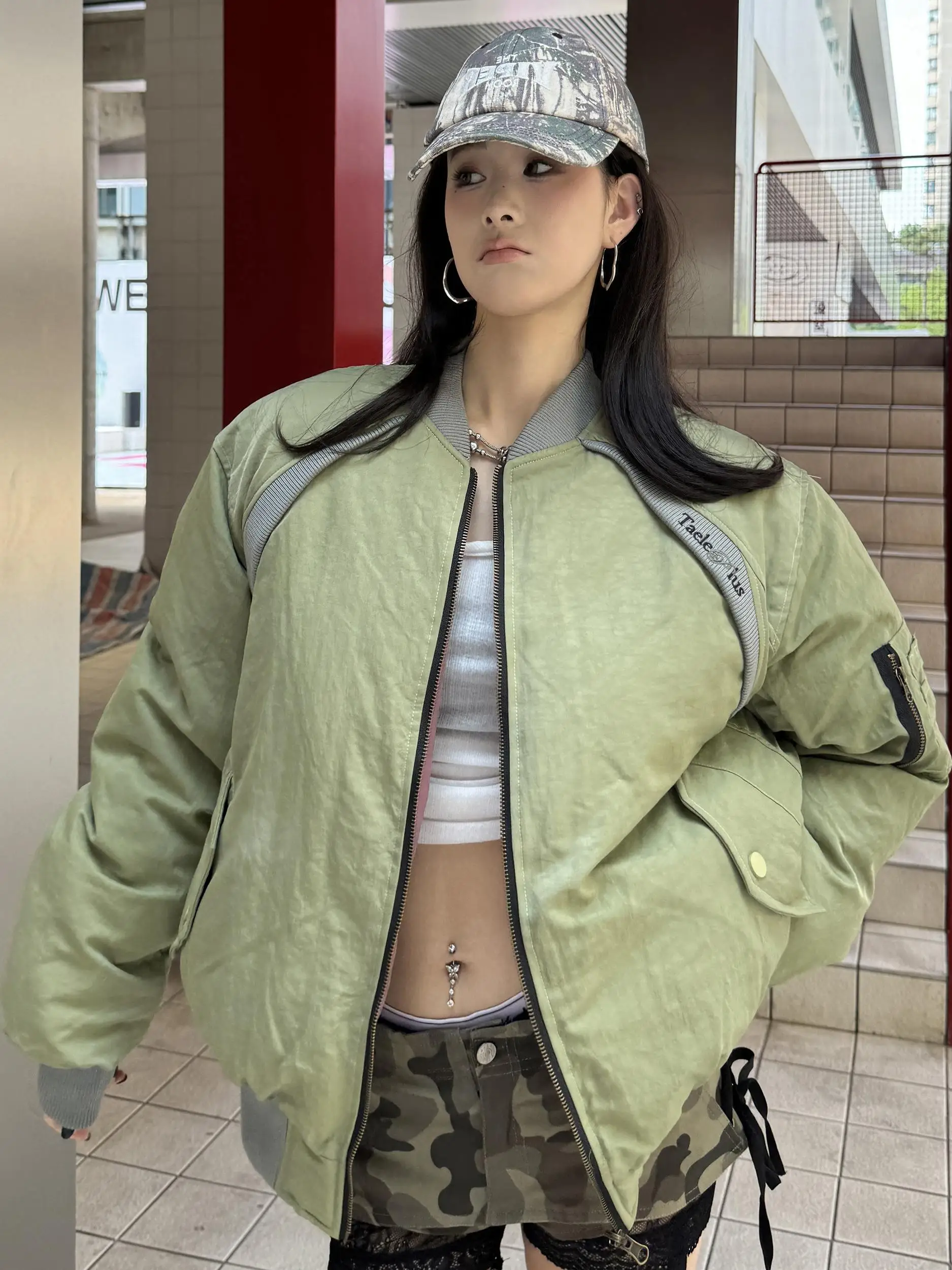 TAELE plus Зимняя новая свободная утепленная рабочая куртка, двусторонняя, уличная, для пар, хлопковая, с длинными рукавами, стандартный крой
TAELE plus Зимняя новая свободная утепленная рабочая куртка, двусторонняя, уличная, для пар, хлопковая, с длинными рукавами, стандартный крой