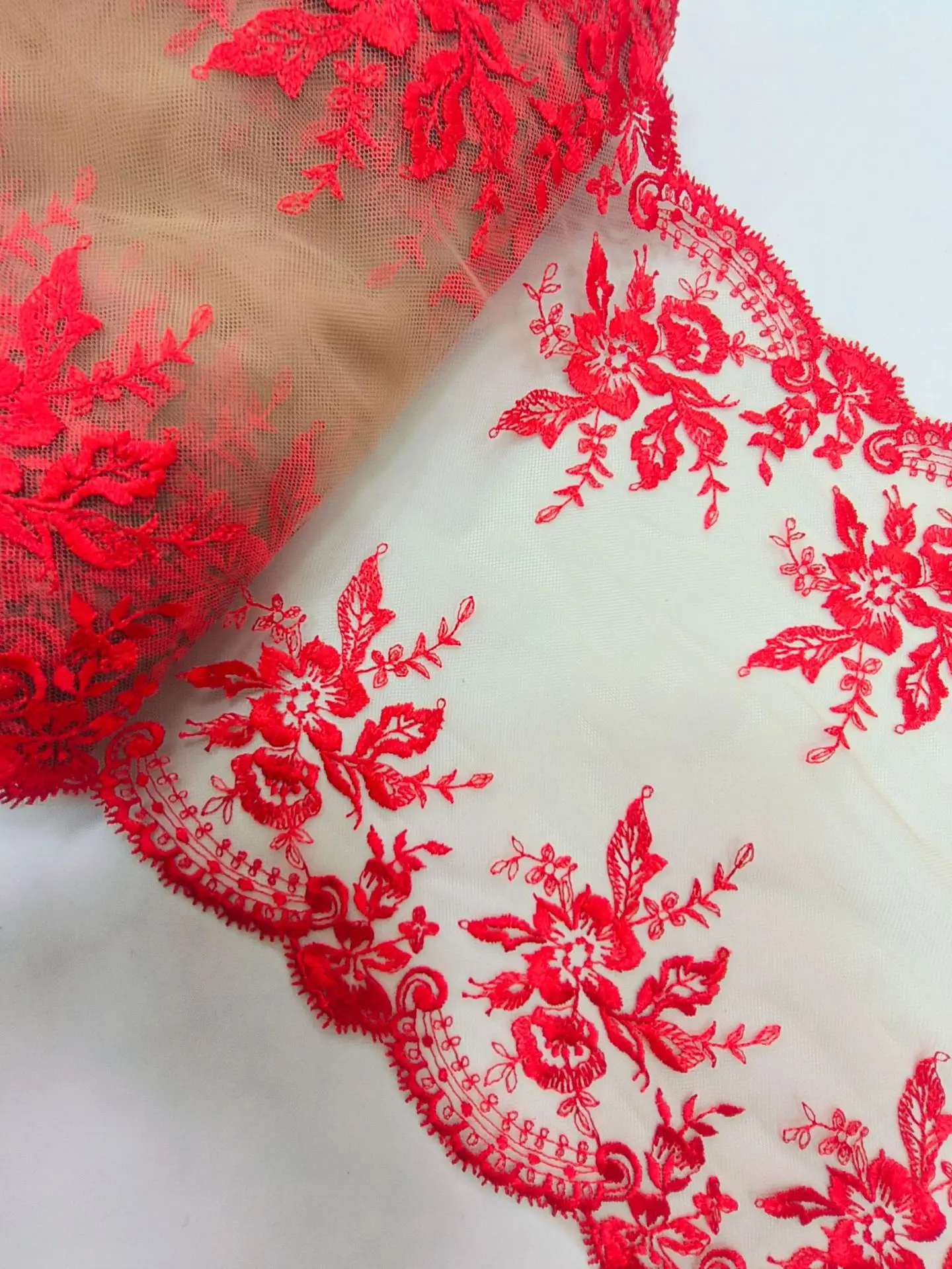 24Yards Red Embroidery Lace Fabric Two Tones Lace Trim Garment Clothing Accessories Garters Sewing DIY Craft 2025
24Yards Red Embroidery Lace Fabric Two Tones Lace Trim Garment Clothing Accessories Garters Sewing DIY Craft 2025