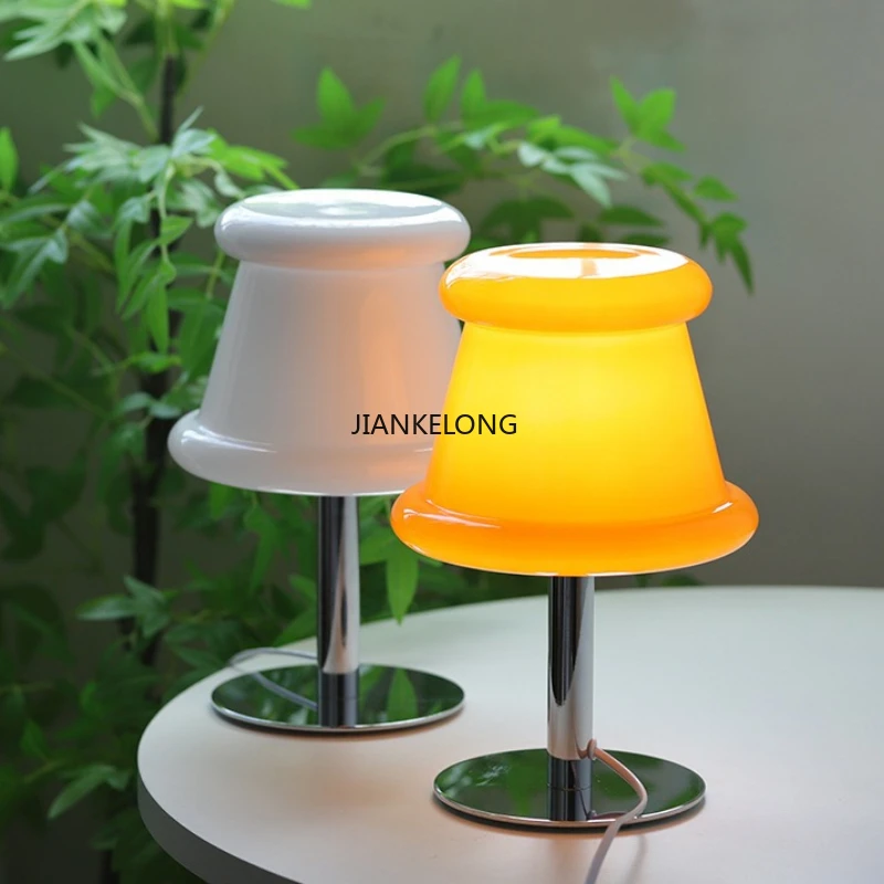 Прикроватное украшение Настольная лампа Спальня Отель Современная гостиная Настольная лампа Led Настольное освещение Lámpara Decorativa MHZSD
Прикроватное украшение Настольная лампа Спальня Отель Современная гостиная Настольная лампа Led Настольное освещение Lámpara Decorativa MHZSD