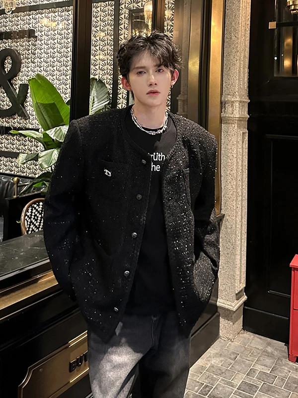 Мужская осенне-зимняя модная стеганая куртка с подплечниками, повседневная, из полиэфирного волокна
Мужская осенне-зимняя модная стеганая куртка с подплечниками, повседневная, из полиэфирного волокна