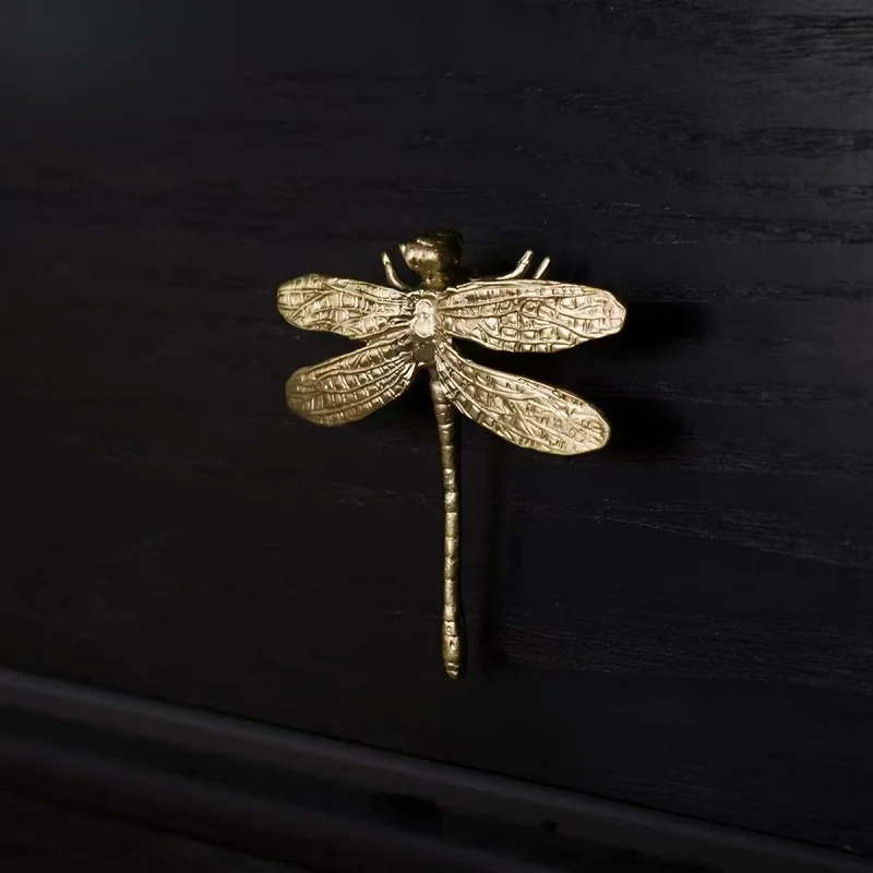 Brass Dragonfly Pull Handle French Light Luxury Nordic Creative Personality gold silver Drawer Wardrobe Handle
Brass Dragonfly Pull Handle French Light Luxury Nordic Creative Personality gold silver Drawer Wardrobe Handle