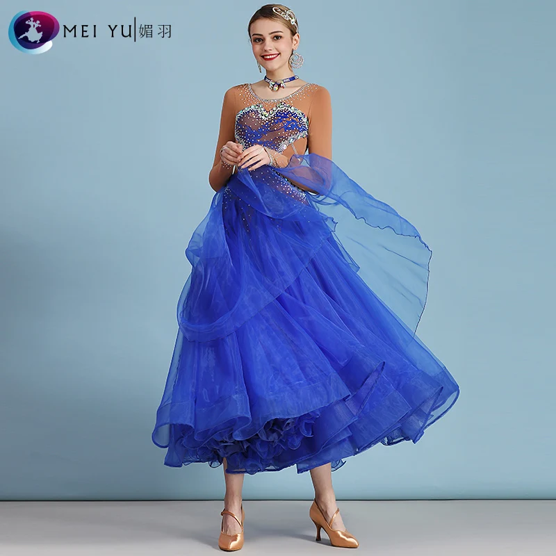 Shining Water Diamond New Modern Dance Dress Embedding Performance Clothing National Standard Competition
Shining Water Diamond New Modern Dance Dress Embedding Performance Clothing National Standard Competition