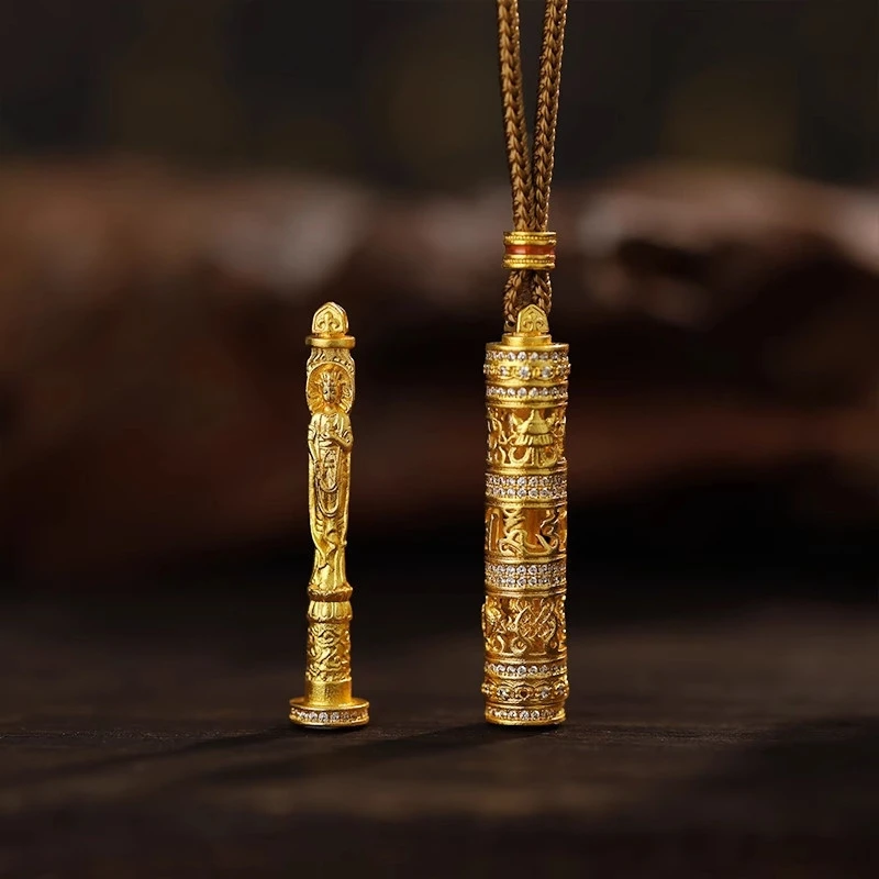 Blessing Buddha Necklace Men Jewelry Ethnic Style Six Character Great Bright Mantra Scripture Tube Pendant Male Choker Accessory
Blessing Buddha Necklace Men Jewelry Ethnic Style Six Character Great Bright Mantra Scripture Tube Pendant Male Choker Accessory