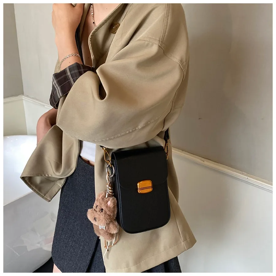 Новая модная простая повседневная минималистичная маленькая квадратная сумка Yankee, нишевая текстура, забавные женские сумки через плечо на одно плечо
Новая модная простая повседневная минималистичная маленькая квадратная сумка Yankee, нишевая текстура, забавные женские сумки через плечо на одно плечо