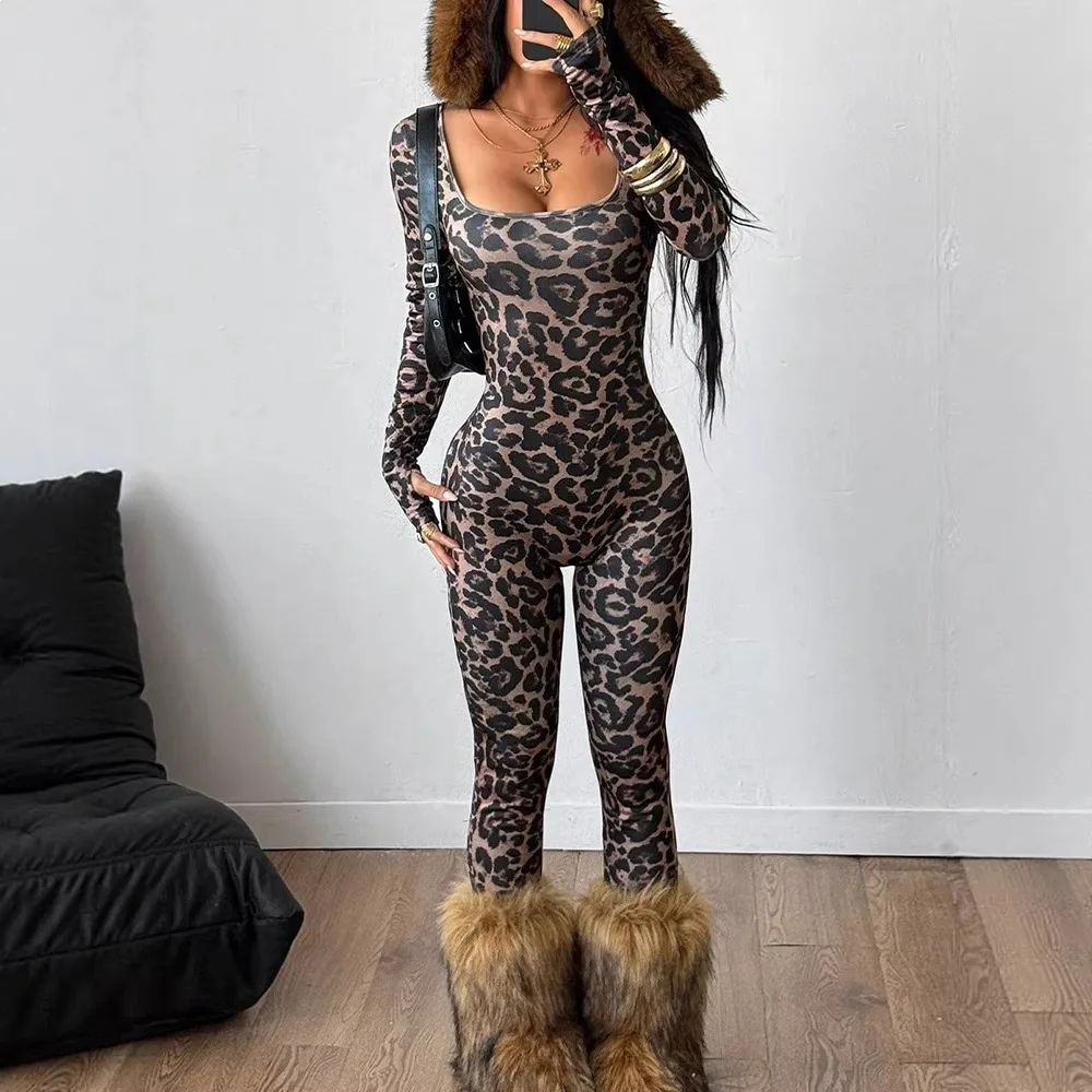 Early Spring Leopard Print Jumpsuit High Waist U Collar Slim Fit Hot Girl Style Fashion One-Piece Trousers for Women
Early Spring Leopard Print Jumpsuit High Waist U Collar Slim Fit Hot Girl Style Fashion One-Piece Trousers for Women