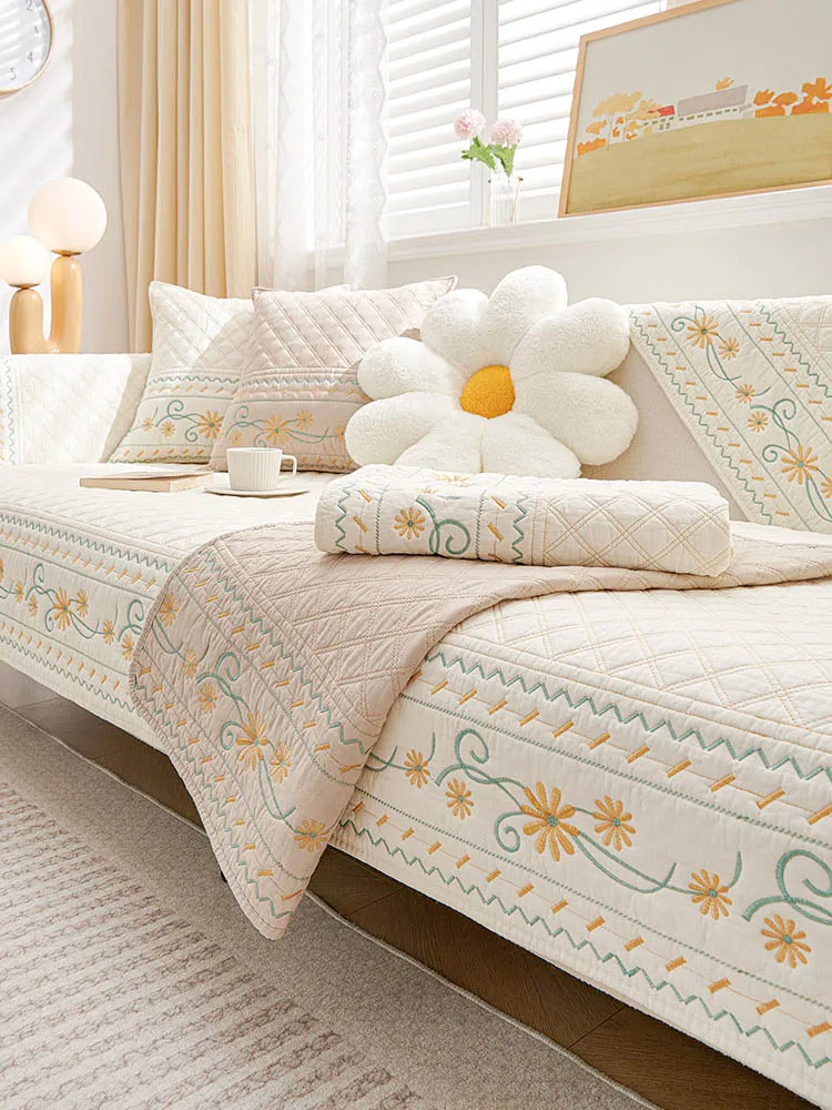 Cotton Sofa Cushion Pure Cotton Anti-Slip Simple Style Creamy Style Sofa Cover Cloth Four Seasons Universal Sofa Pad
Cotton Sofa Cushion Pure Cotton Anti-Slip Simple Style Creamy Style Sofa Cover Cloth Four Seasons Universal Sofa Pad
