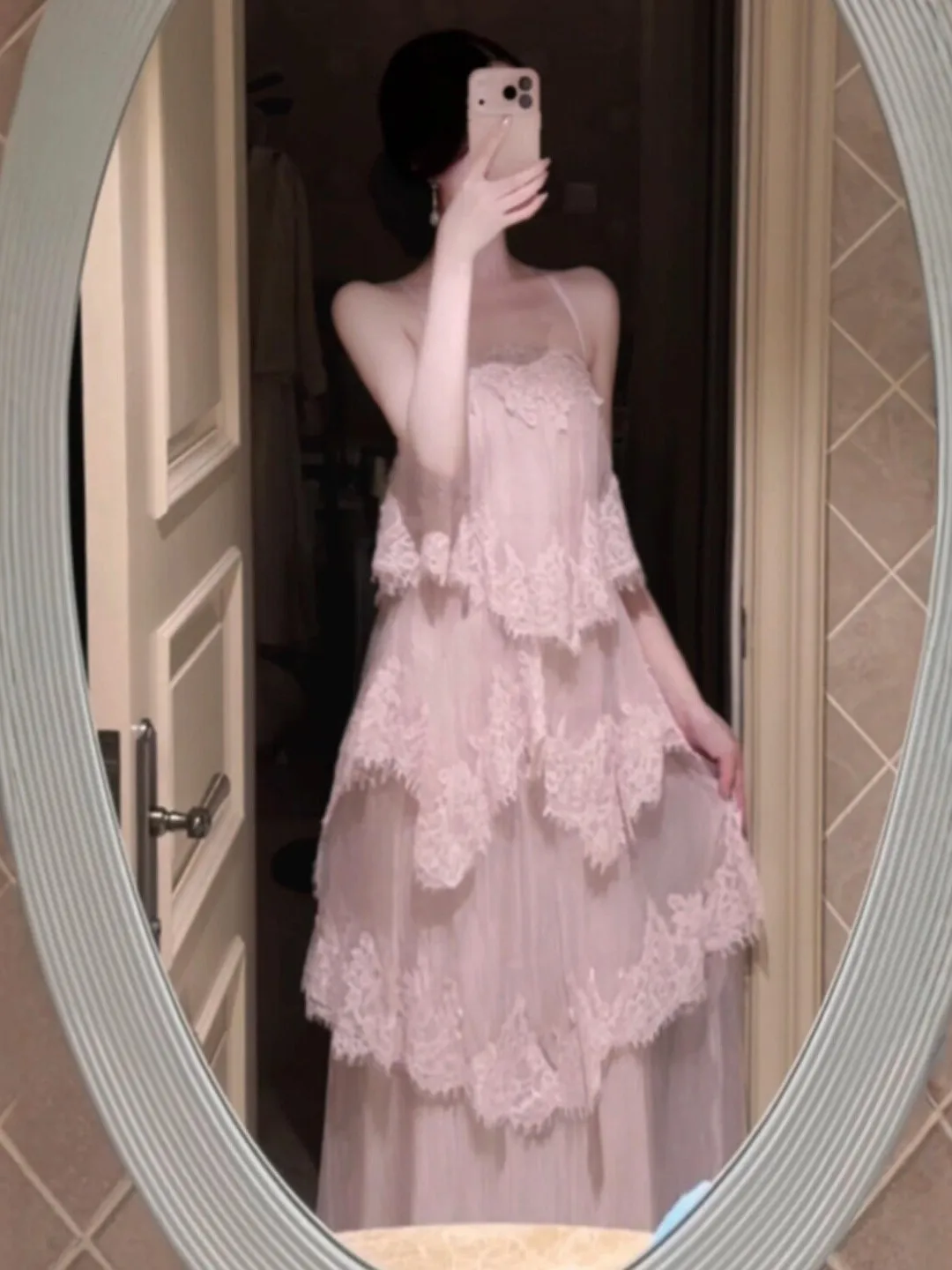 Unique Beautiful Lace Halter Dress Small Audience Design Sensation Lovely Fairy Long Dress Summer Cotton High Waist Gown
Unique Beautiful Lace Halter Dress Small Audience Design Sensation Lovely Fairy Long Dress Summer Cotton High Waist Gown