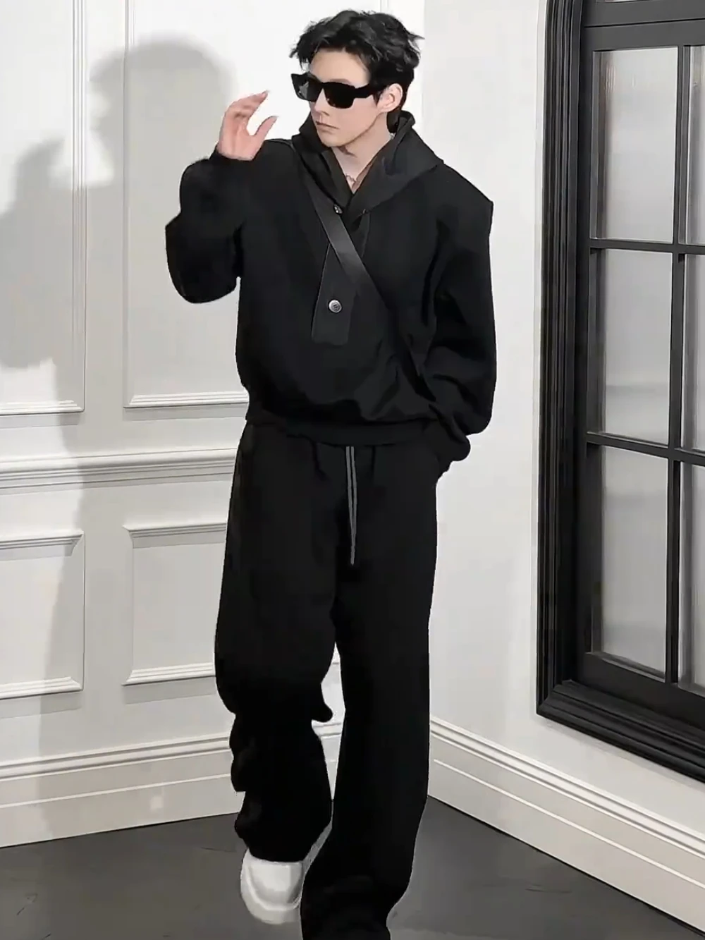 Spring New Loose Men's Sportswear Set Casual Hoodie Pants Two-Piece Suit Faionable Brand Cotton Polyester Blend Long Sve
Spring New Loose Men's Sportswear Set Casual Hoodie Pants Two-Piece Suit Faionable Brand Cotton Polyester Blend Long Sve