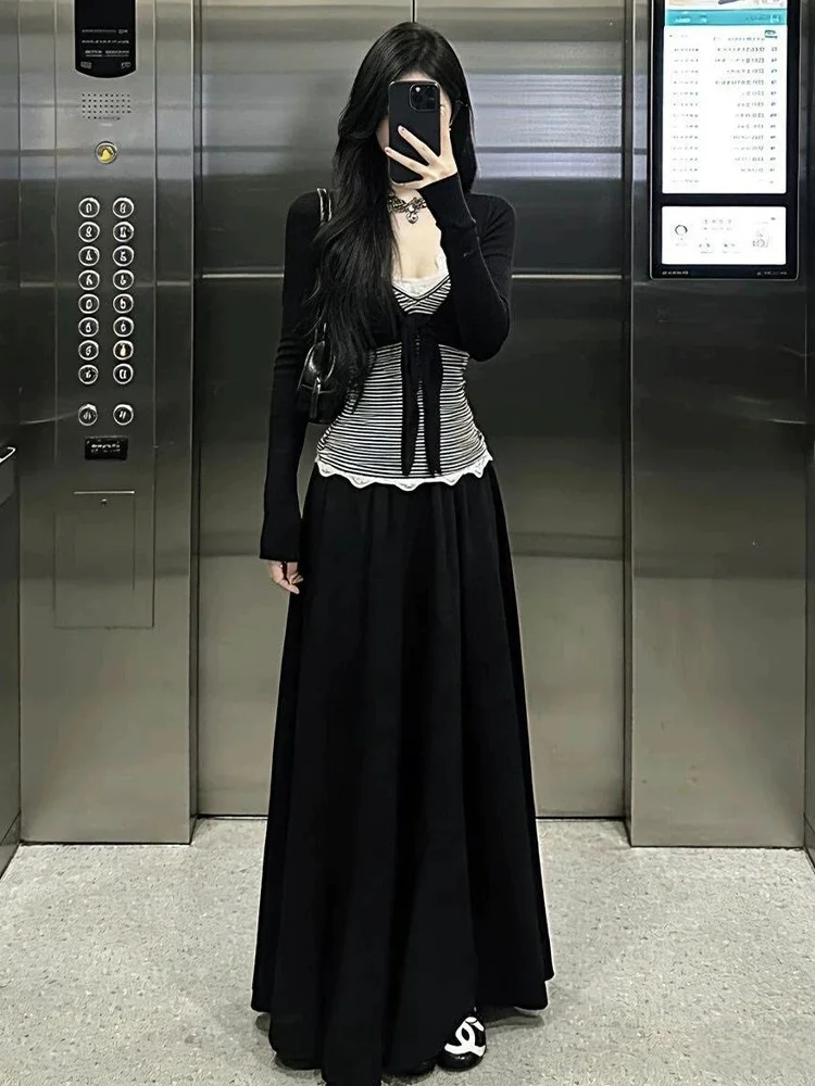 Summer Fashionable Cute Mature Dress Set Beautiful High Waist Striped Long Sleeve V-Neck Breathable Comfortable Three-Piece Set
Summer Fashionable Cute Mature Dress Set Beautiful High Waist Striped Long Sleeve V-Neck Breathable Comfortable Three-Piece Set