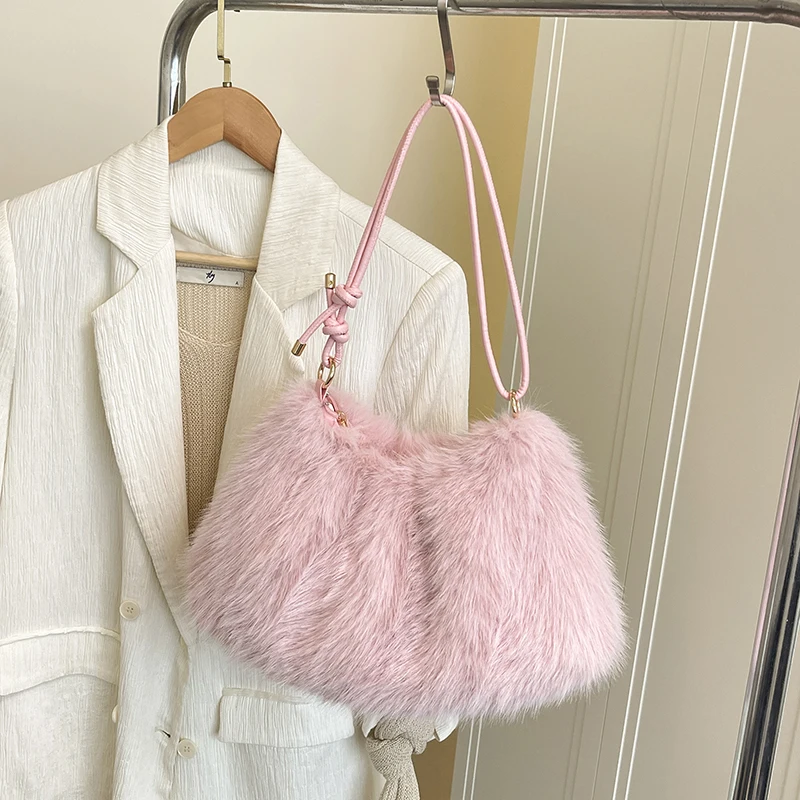 Flannel Zipper Casual Shoulder Bags Solid Color Large Capacity Women's Bags on Sale 2025 Brand Winter Versatile Crossbody Bags
Flannel Zipper Casual Shoulder Bags Solid Color Large Capacity Women's Bags on Sale 2025 Brand Winter Versatile Crossbody Bags