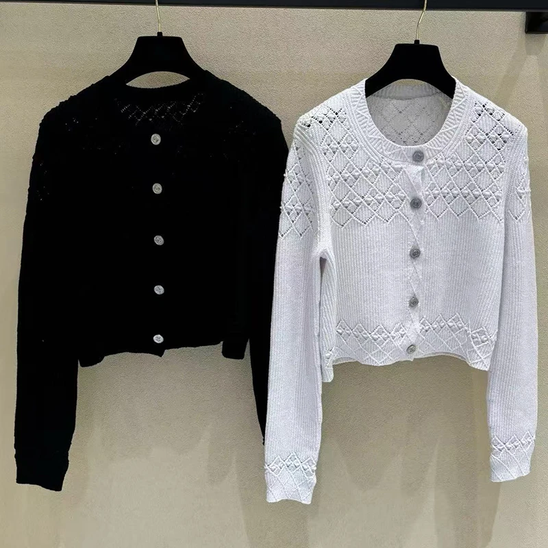 Special Offer Recommendation Black and white knitted cardigan for women, 2025 spring new style, long-sleeved, open-work coat
Special Offer Recommendation Black and white knitted cardigan for women, 2025 spring new style, long-sleeved, open-work coat