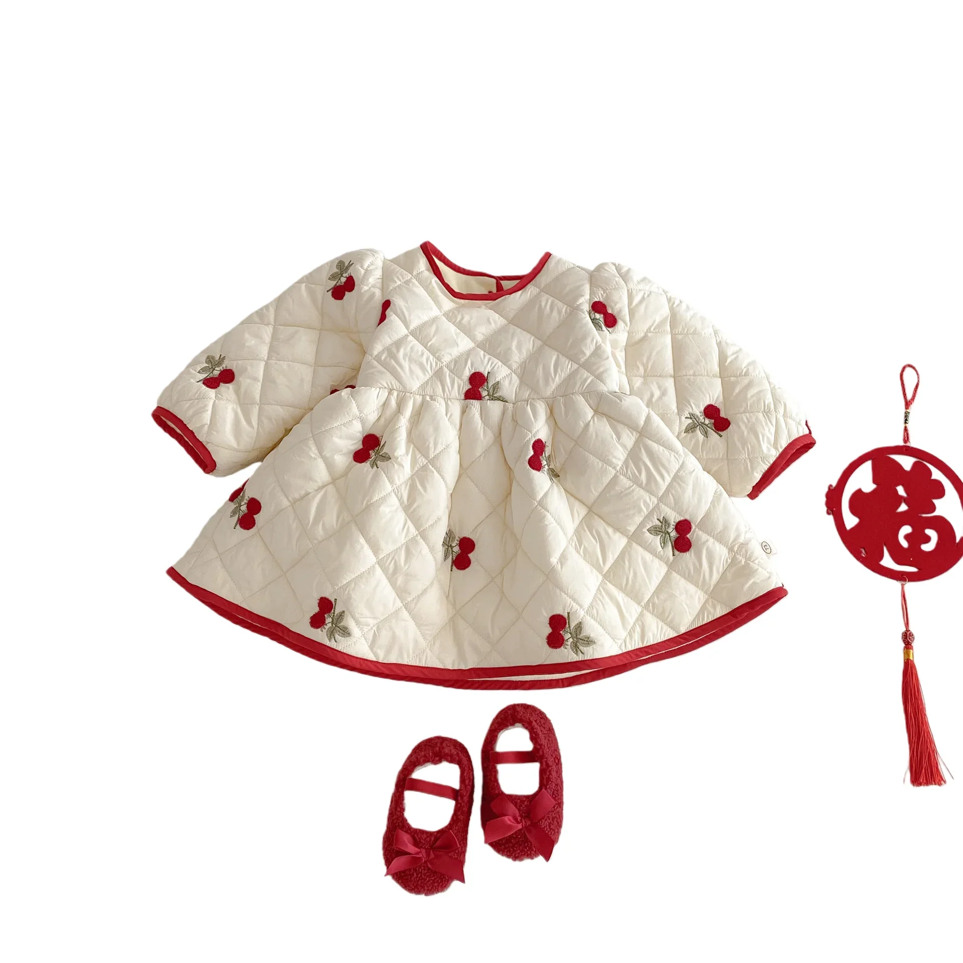 0-5Y Toddler Clothes Warm Quilted Princess Dress 2025 Kids Girls New Year Fleece Lined Dress Cherry Embroidery Festival Outfit
0-5Y Toddler Clothes Warm Quilted Princess Dress 2025 Kids Girls New Year Fleece Lined Dress Cherry Embroidery Festival Outfit