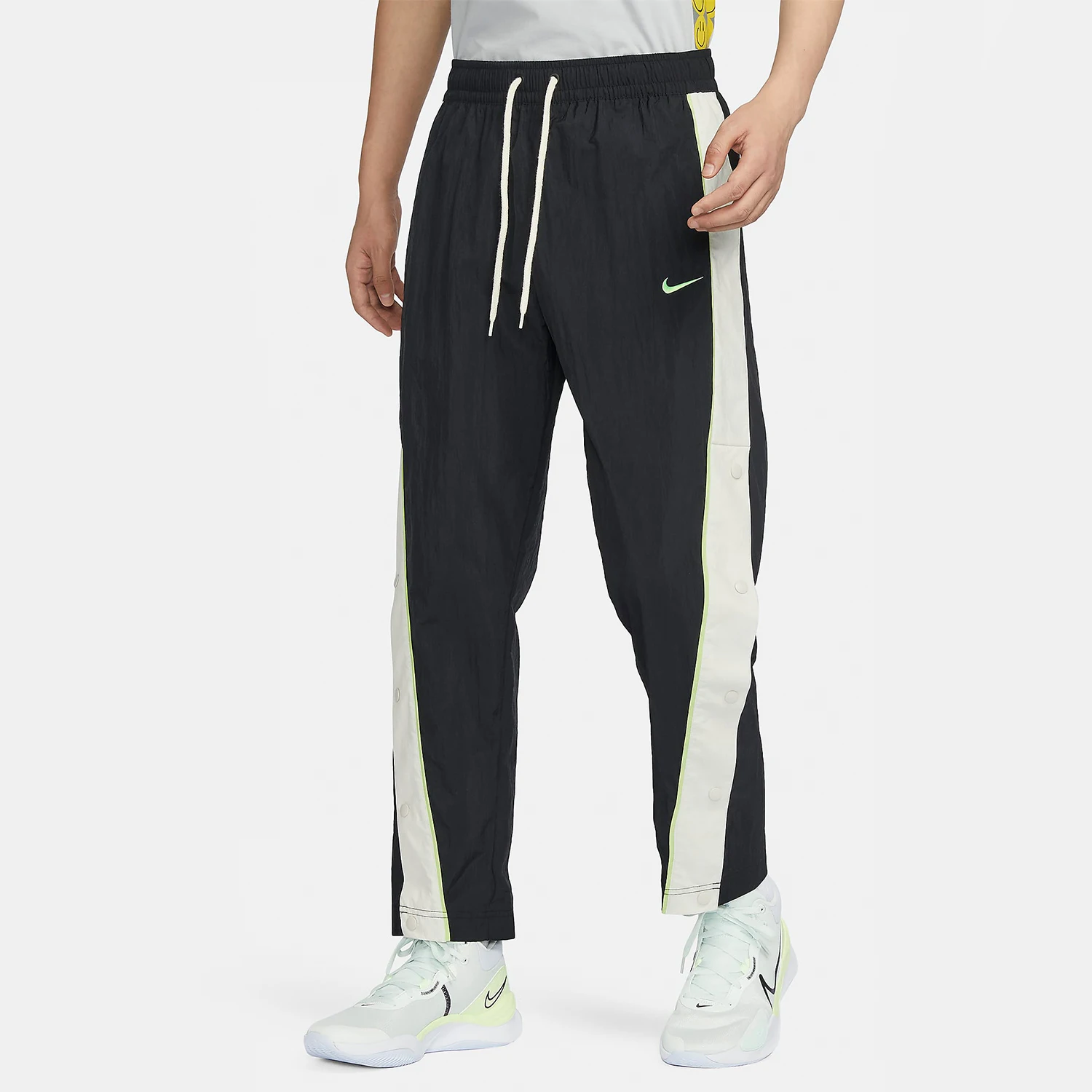 Nike Authentic New Men's Loose Simple Casual Sport Woven TrousersFB7134-010
Nike Authentic New Men's Loose Simple Casual Sport Woven TrousersFB7134-010
