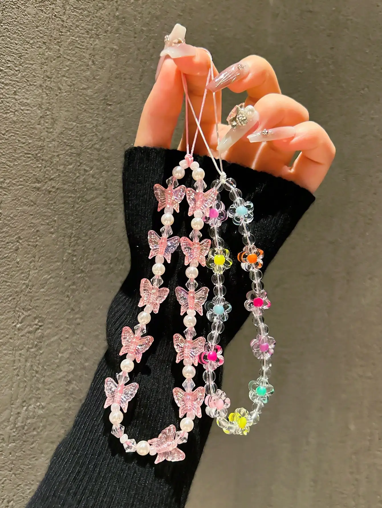 2pcs Pink Pearl Star & Colorful Floral Beaded Bracelet, Girly Charm Keychain Suitable For All Phone Cases, Earbud Holders, DIY Hanging Decor, Wristband, Anti-Lost, Korean Style
2pcs Pink Pearl Star & Colorful Floral Beaded Bracelet, Girly Charm Keychain Suitable For All Phone Cases, Earbud Holders, DIY Hanging Decor, Wristband, Anti-Lost, Korean Style