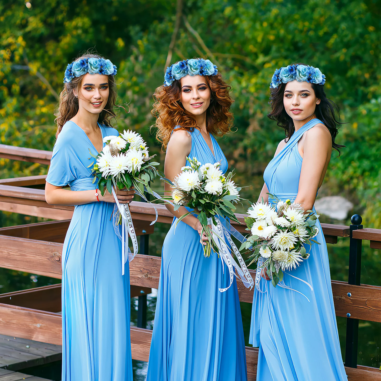 Artificial Flower Crown Headband Elegant Floral Tiara for Women Girls Bridal Bridesmaid Party Gathering Seaside
Artificial Flower Crown Headband Elegant Floral Tiara for Women Girls Bridal Bridesmaid Party Gathering Seaside