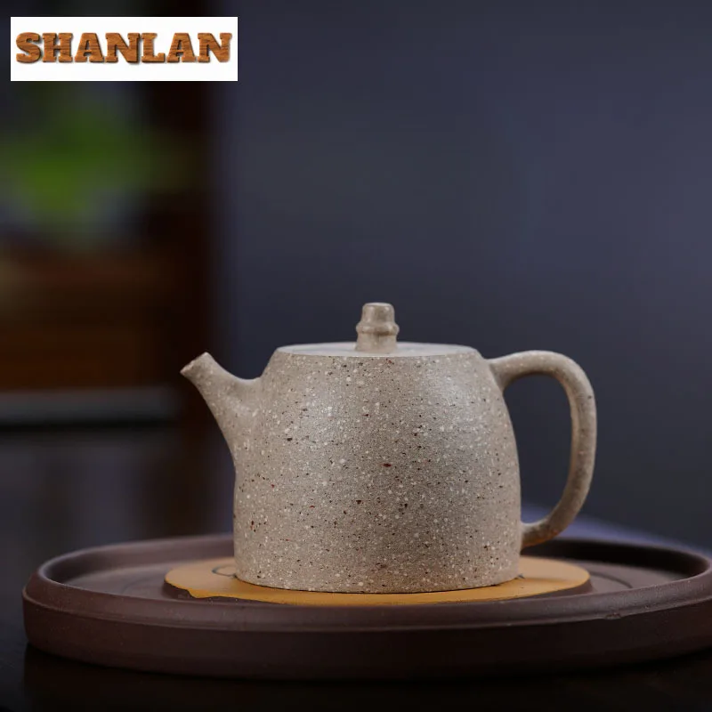 220ml Yixing Purple Clay Teapots Handmade Han Duo Pot Raw Ore Coarse Sand White Jade Segment Mud Kettle With Filter Zisha Teaset
220ml Yixing Purple Clay Teapots Handmade Han Duo Pot Raw Ore Coarse Sand White Jade Segment Mud Kettle With Filter Zisha Teaset