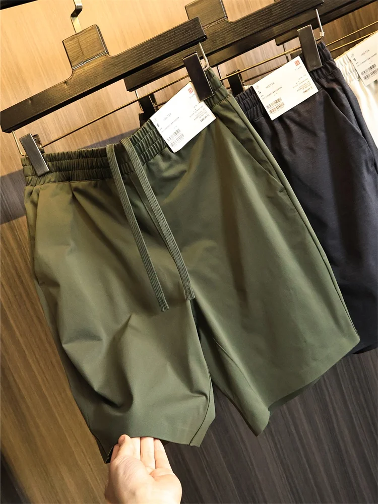 Wet Vapor Permeable Elastic Waist Men's Color Summer Fashion Shorts Breathable Adhesive Process Five-Point Pants
Wet Vapor Permeable Elastic Waist Men's Color Summer Fashion Shorts Breathable Adhesive Process Five-Point Pants