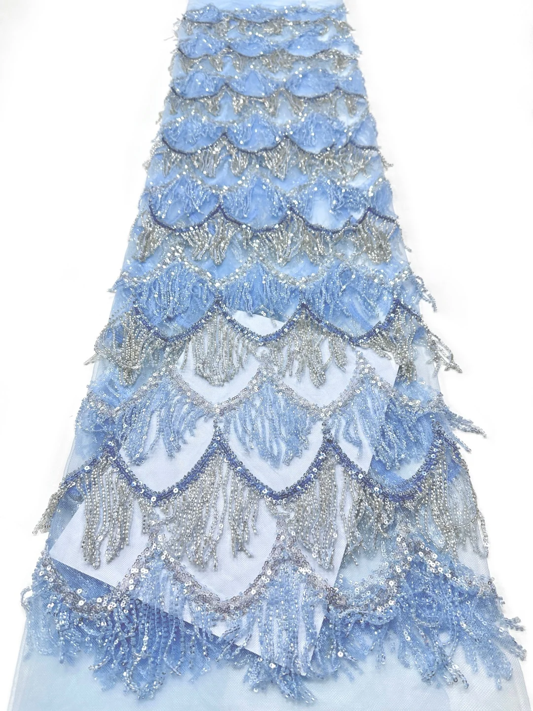 Luxury French Hand Beaded Lace Fabric Bridal Fabric High-end Wedding Fabrics Nigerian Sequins Beads Embroidered on Tulle 5 Yards
Luxury French Hand Beaded Lace Fabric Bridal Fabric High-end Wedding Fabrics Nigerian Sequins Beads Embroidered on Tulle 5 Yards