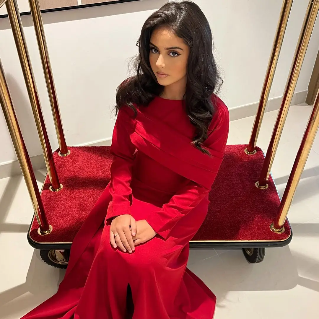 Vintage Mermaid O-Neck Red Prom Dresses Long Sleeves Ankle Length Pleated Party Gowns for Women Evening Dresses
Vintage Mermaid O-Neck Red Prom Dresses Long Sleeves Ankle Length Pleated Party Gowns for Women Evening Dresses