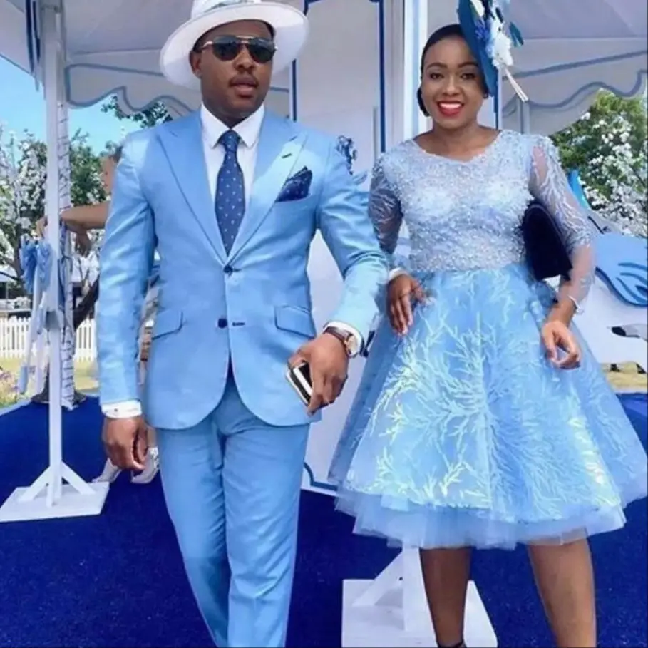 2023 Sky Blue Wedding Men Suits Peak Lapel Two Buttons Prom Costume Homme Terno Masculino Groom Wear Blazer 2 Pcs(Jacket+Pants)
2023 Sky Blue Wedding Men Suits Peak Lapel Two Buttons Prom Costume Homme Terno Masculino Groom Wear Blazer 2 Pcs(Jacket+Pants)