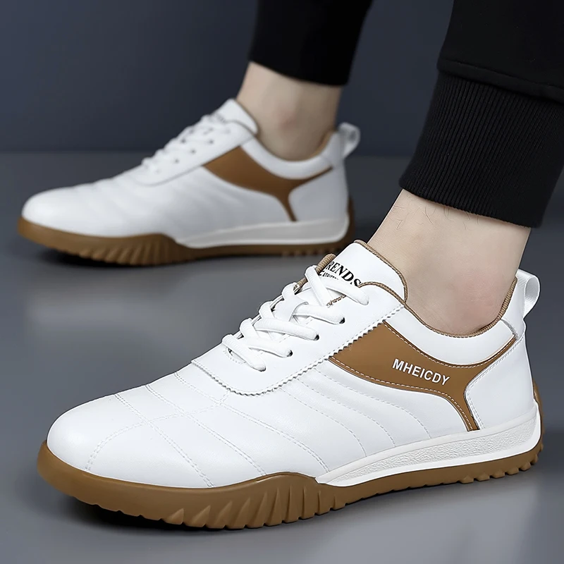 Spring Summer New Leather Casual Sneakers for Men Lace up Board Shoe Male Fashion Soft Sole Sports Running Man zapatillas hombre
Spring Summer New Leather Casual Sneakers for Men Lace up Board Shoe Male Fashion Soft Sole Sports Running Man zapatillas hombre