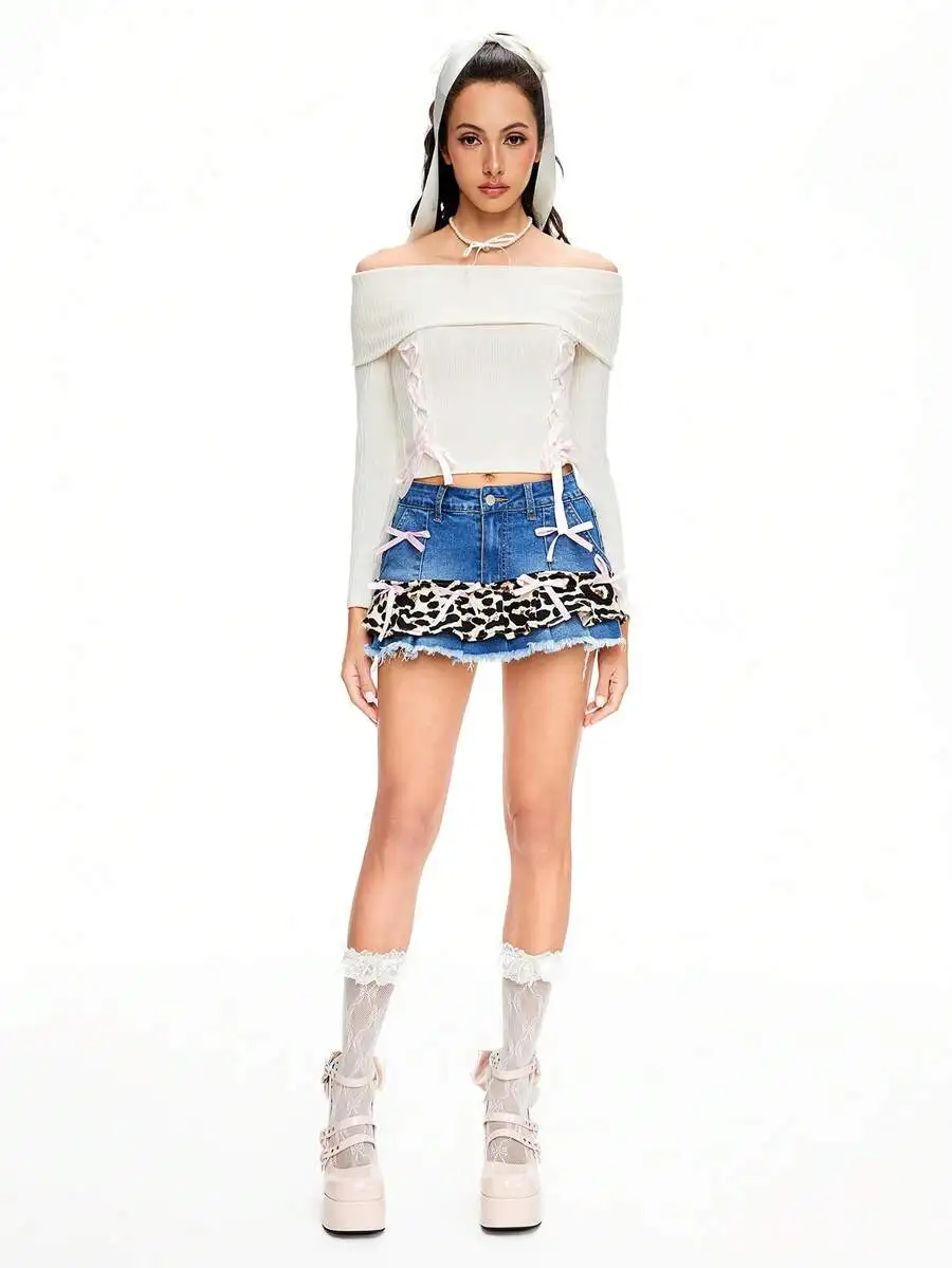 Y2K Preppy Style Vintage Casual Denim Mini Skirt With Leopard Ruffle And Bow
Y2K Preppy Style Vintage Casual Denim Mini Skirt With Leopard Ruffle And Bow