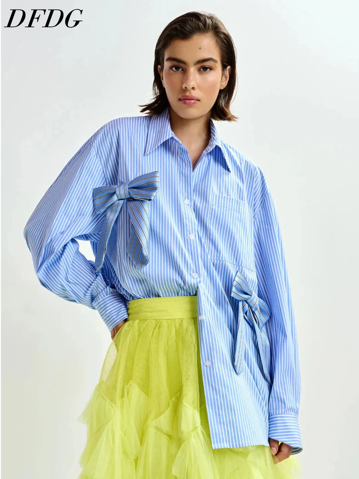 DFDG Women's Spring Summer Lapel Striped Bow Detail Oversized Shirt Casual Streetwear 2026 Trendy Feminine Fashion Outfit Shirt
DFDG Women's Spring Summer Lapel Striped Bow Detail Oversized Shirt Casual Streetwear 2026 Trendy Feminine Fashion Outfit Shirt