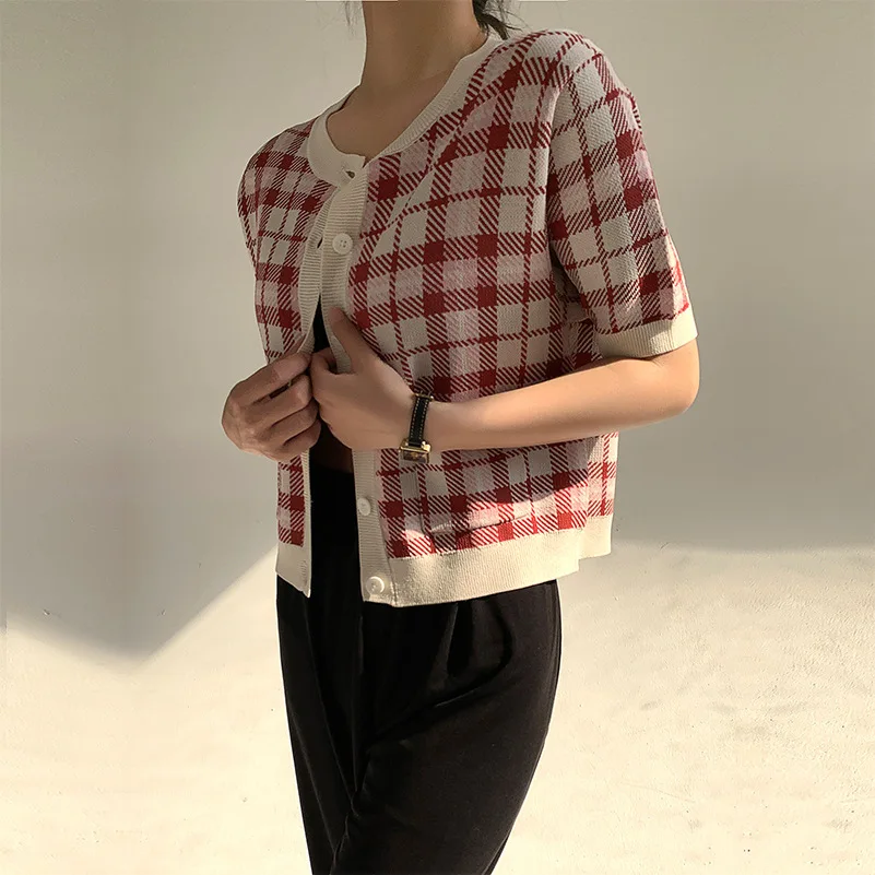 2024 New Shoulder Sleeve T-shirt Women Round Neck Short Top Summer Outwear Fit And Slim Look Knitted Cardigan For Women свитер
2024 New Shoulder Sleeve T-shirt Women Round Neck Short Top Summer Outwear Fit And Slim Look Knitted Cardigan For Women свитер