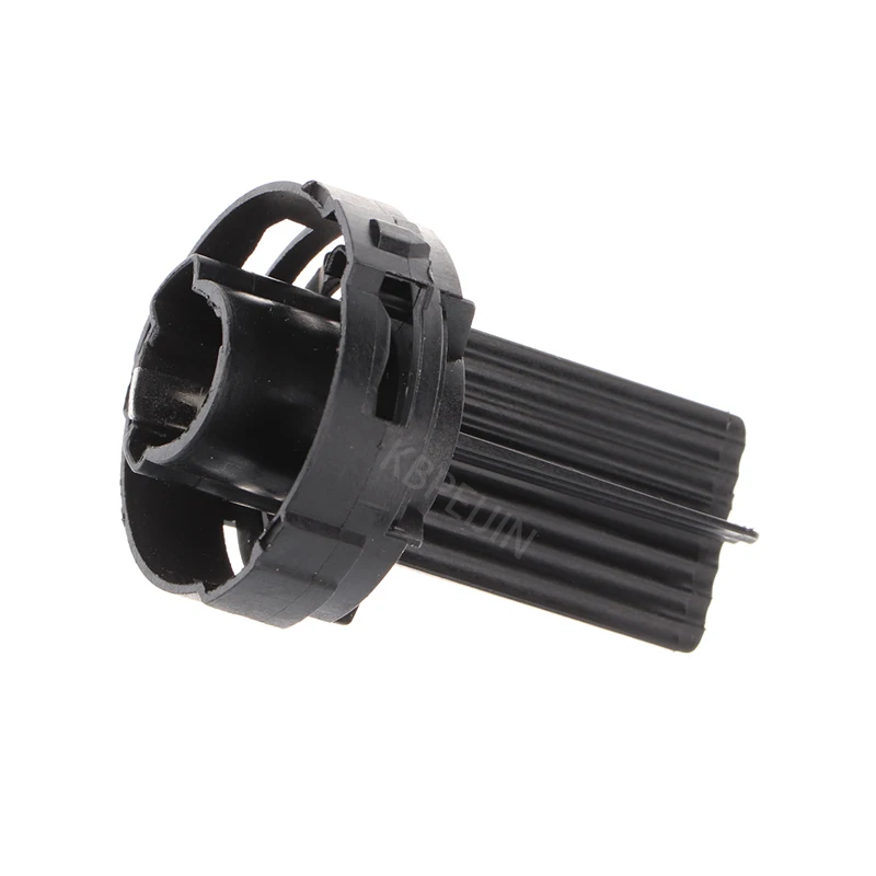 1Pcs 4F0941669 For VW Sagitar Golf Scirocco Car Daytime Running Light Base P21W Bulb Socket Lamp Holder Accessories
1Pcs 4F0941669 For VW Sagitar Golf Scirocco Car Daytime Running Light Base P21W Bulb Socket Lamp Holder Accessories