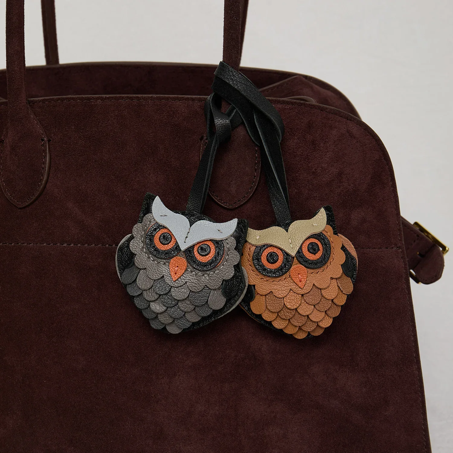 Genuine Leather Handmade Owl Bag Charm Pendant,Sheepskin Keyring Hanging Ornament,Backpack Handbag Schoolbag Purse Decoration
Genuine Leather Handmade Owl Bag Charm Pendant,Sheepskin Keyring Hanging Ornament,Backpack Handbag Schoolbag Purse Decoration