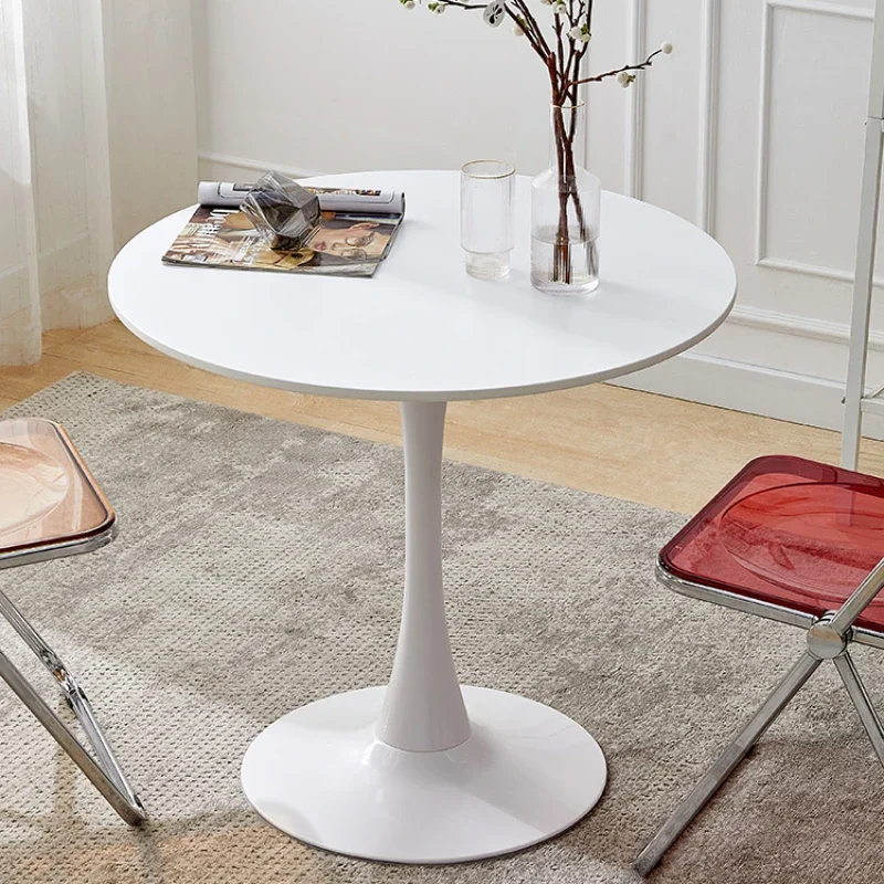 Nordic Round Table Simple Casual Side Table Modern Small Coffee Desk Easy to Clean Living Room Furniture Practical Round Table
Nordic Round Table Simple Casual Side Table Modern Small Coffee Desk Easy to Clean Living Room Furniture Practical Round Table